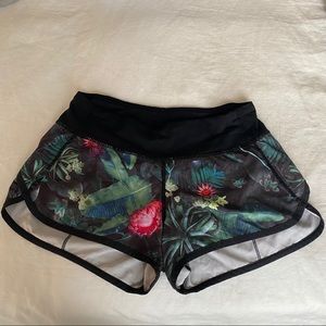Lulu lemon Speed Up shorts